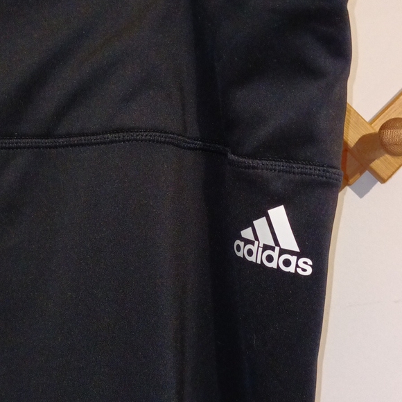 Adidas - Picture 2 of 5